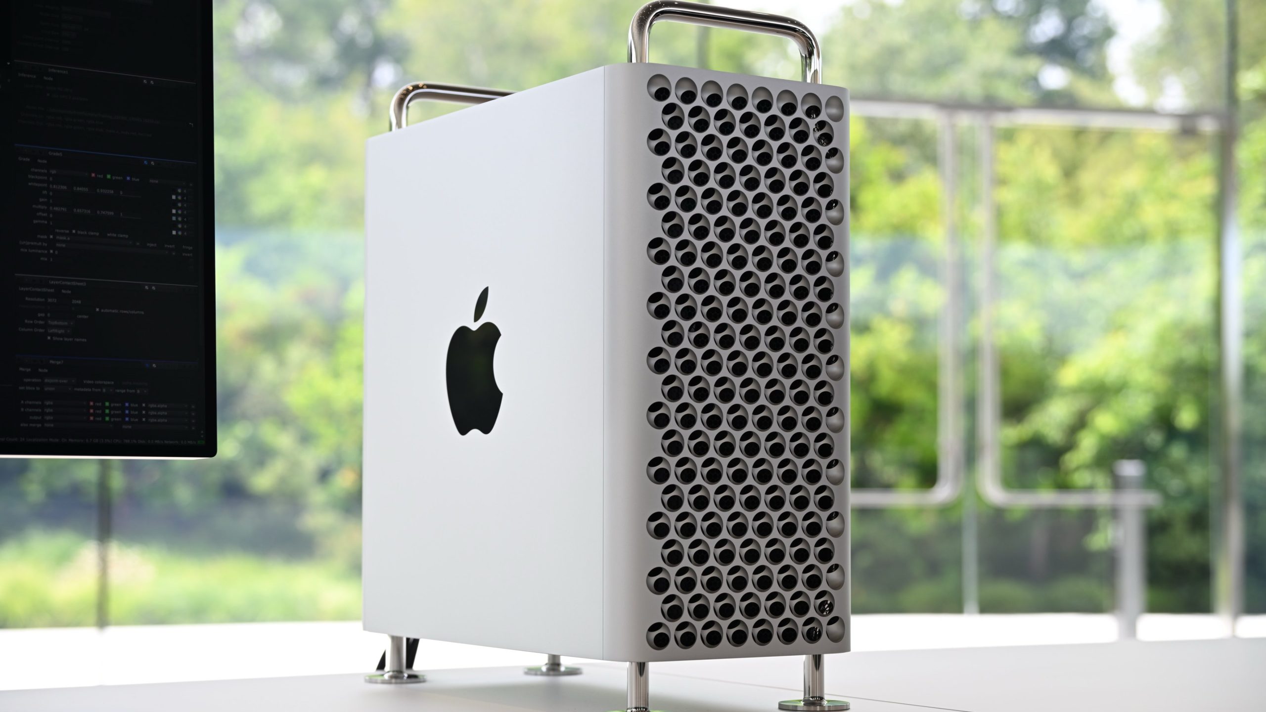 Mac Pro - Ultimate Companion for Creatives