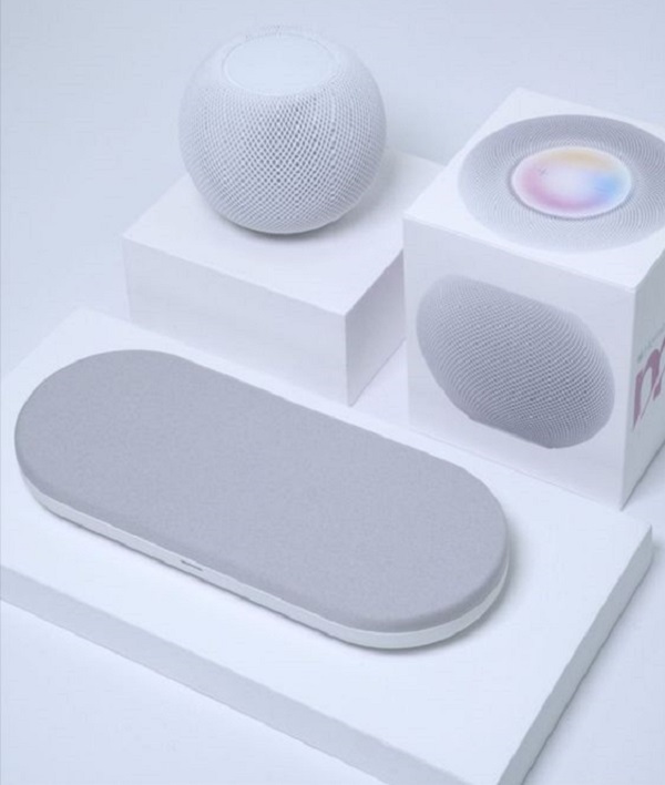Apple Homepod Mini - cool gadgets for men 2023